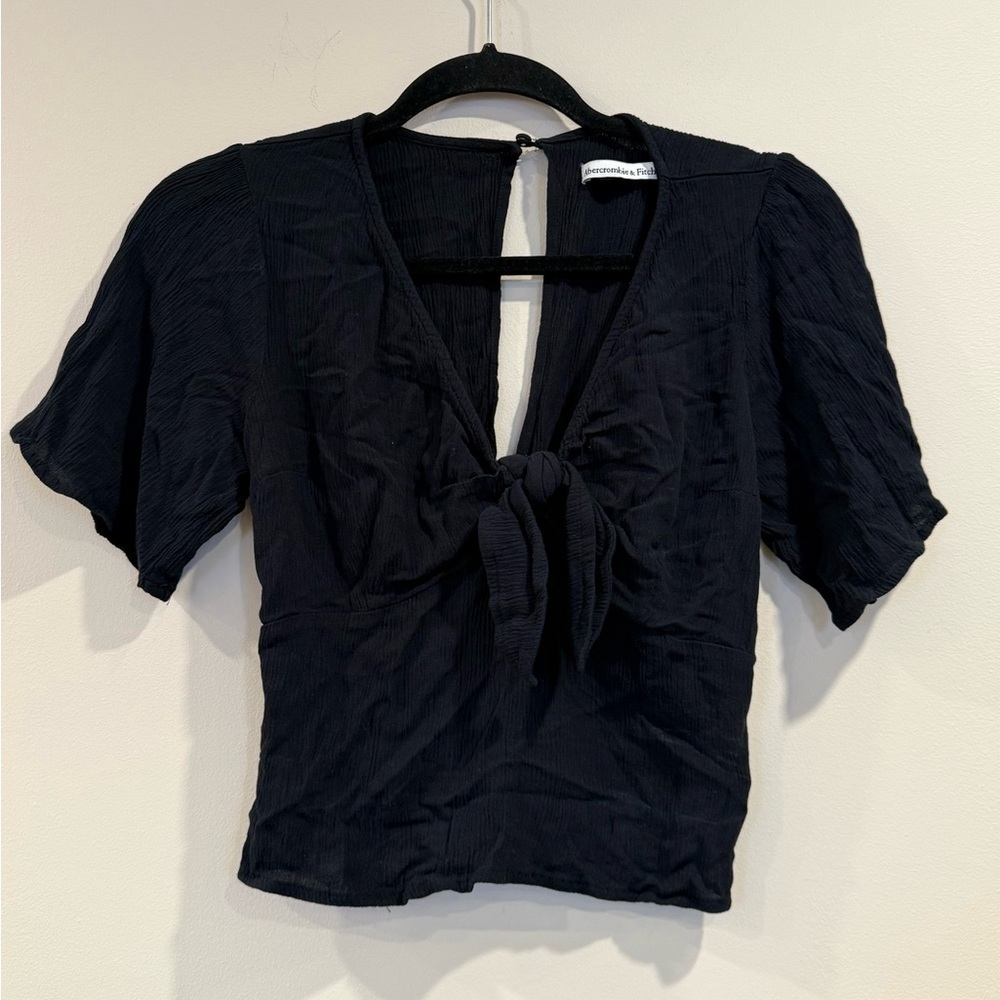š„Abercrombie & Fitch Black Women's Top with Tie Front Sz S EUCš„